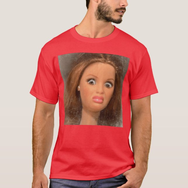 Camiseta Amigos do Meme de rosto de boneca nojento engraçad (Frente)