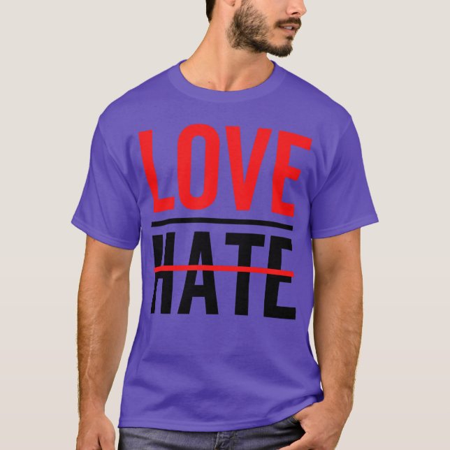 Camiseta Amigos que Amam Mais que Odeiam (Frente)