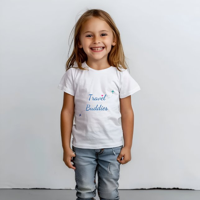 Camiseta Amigos viagem - Aguardam Aventura (Criador carregado)