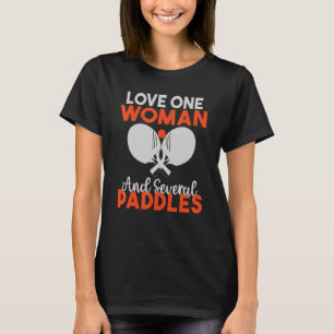 Camiseta Amor à Mulher e a vários Paddles Mesa