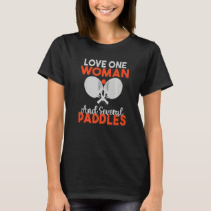 Camiseta Amor à Mulher e a vários Paddles Mesa
