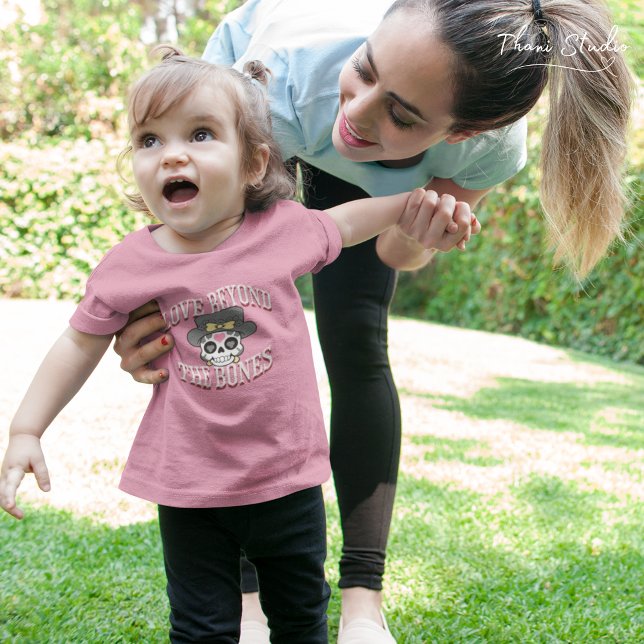 Camiseta Amor Além Do Namorados Osso Crânio Retro Moderno (Criador carregado)