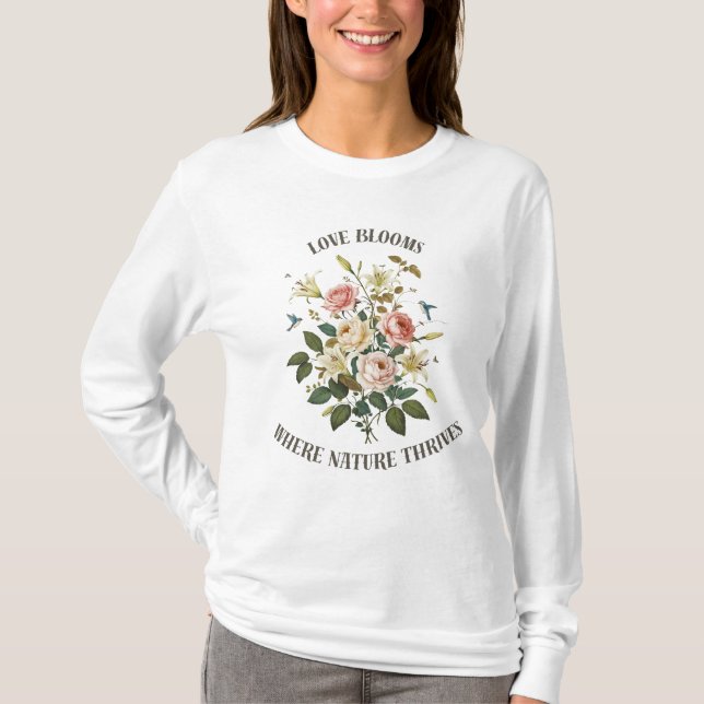 Camiseta Amor Blooms com Natureza (Frente)