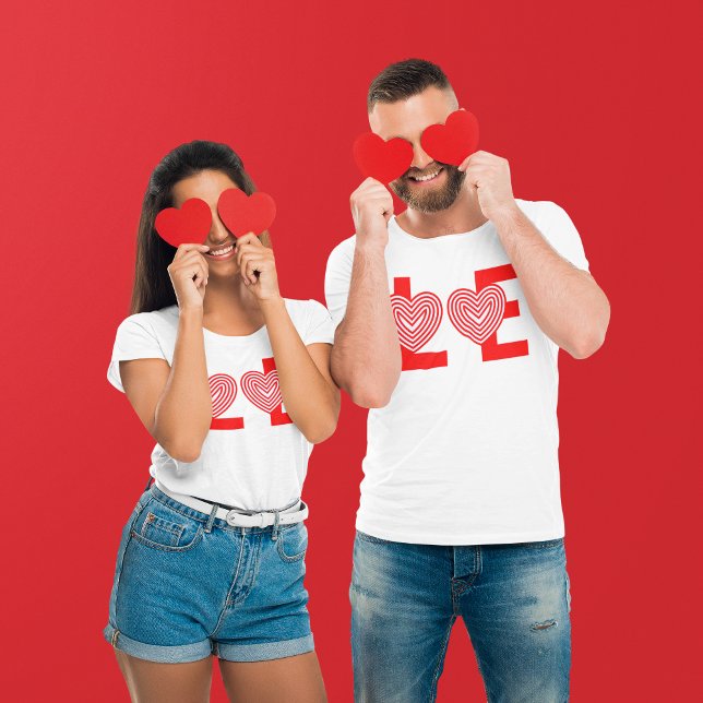 Camiseta Amor com palavra de quatro letras (Love your loved ones.)