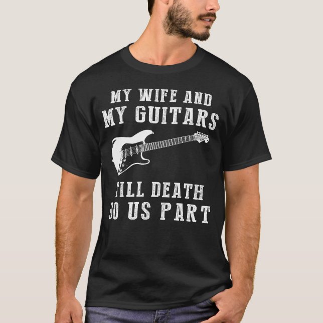 Camiseta Amor com Violão - Minha Esposa e Guitarras Até A M (Frente)