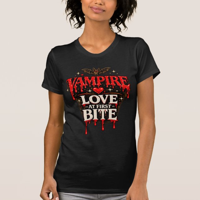 Camiseta Amor de Vampiro à Primeira Mordida (Frente)