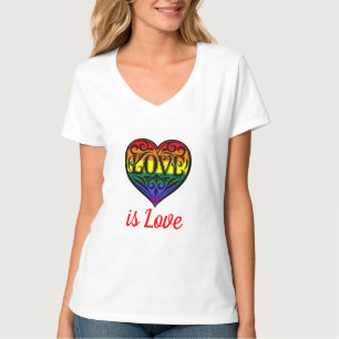 Camiseta Amor é Amor Coração Arco-Íris LGBTQ