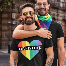 Camiseta Amor é amor coração arco-íris orgulho LGBTQ