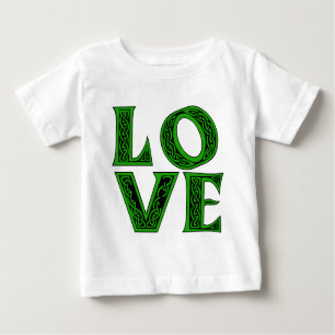 Camiseta AMOR em fontes celtas