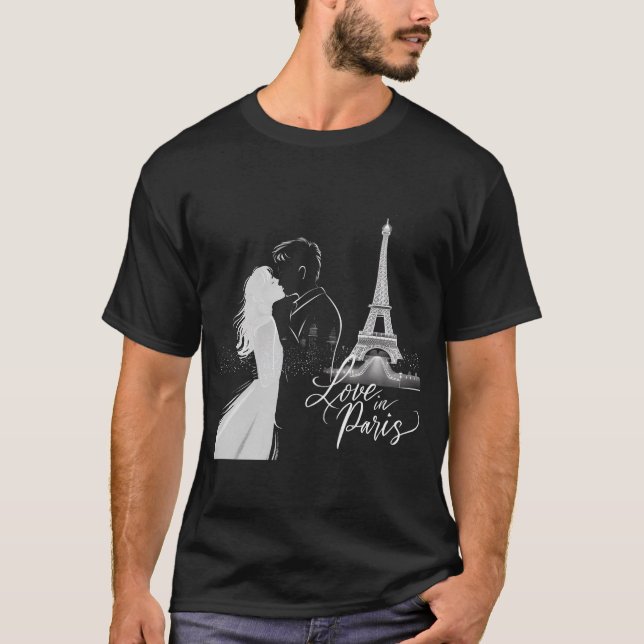 Camiseta Amor em Paris: Um Beijo Eterno debaixo do Eiffel (Frente)