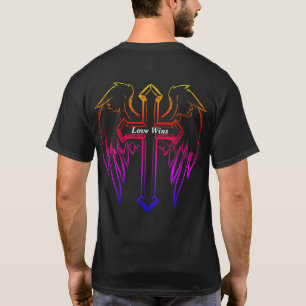 Camiseta Amor ganha com cruz multicolorido