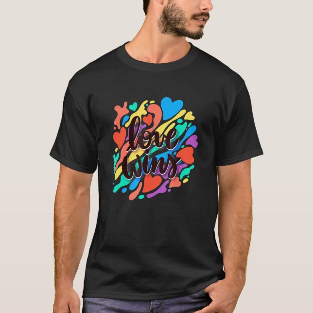 Camiseta Amor ganha orgulho LGBT (Frente)