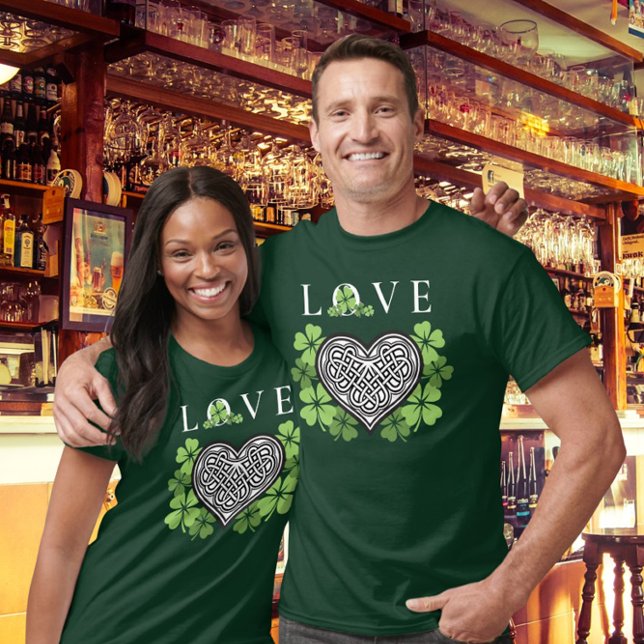 Camiseta Amor Irlandês Trevo e Nó Celta (Criador carregado)