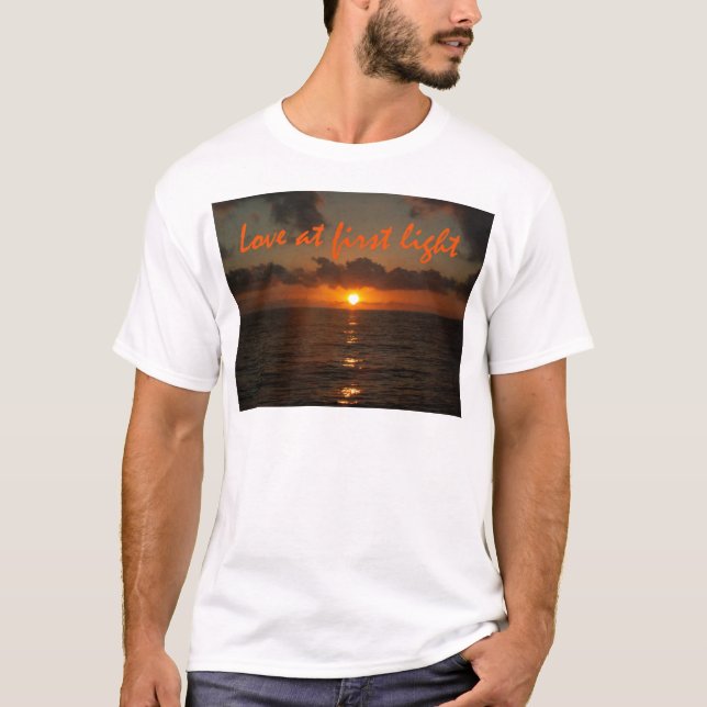 Camiseta Amor na primeira luz (Frente)