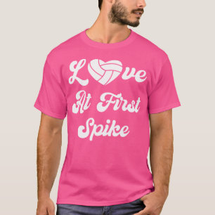 Camiseta Amor No Primeiro Spike De Voleibol Ele