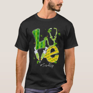 Camiseta Amor Vida de Enfermeira Dia de São Patrício Trevo