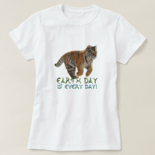 Camiseta Amur Tiger Cub Planet Earth Day Art Shirt