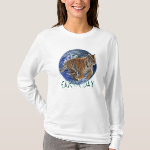 Camiseta Amur Tiger Cub & Planet Earth Day Willife Shirt