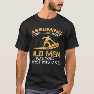 Camiseta Anciões engraçados que ama surfar