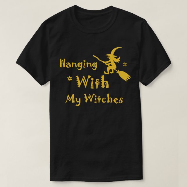 Camiseta Andando Com Minhas Bruxas Engraçada Tshirt De Brux (Frente do Design)