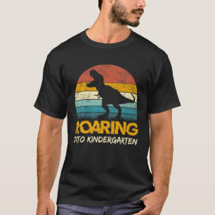 Camiseta Andando Para O Jardim De Infância Dinossauro 1Rua 