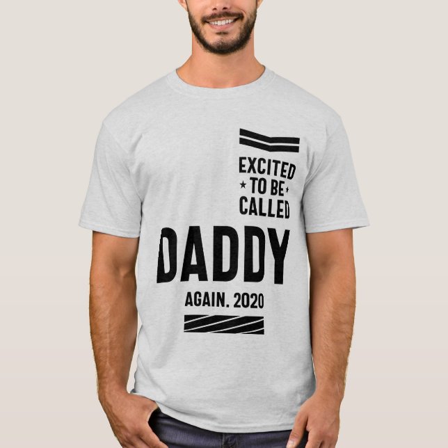 Camiseta Animado Para Ser Chamado Pai Novamente Dia de os p (Frente)