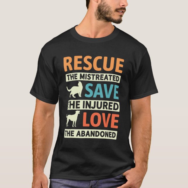 Camiseta Animais Enchidos Resgatados Com Amor Cachorro Cach (Frente)