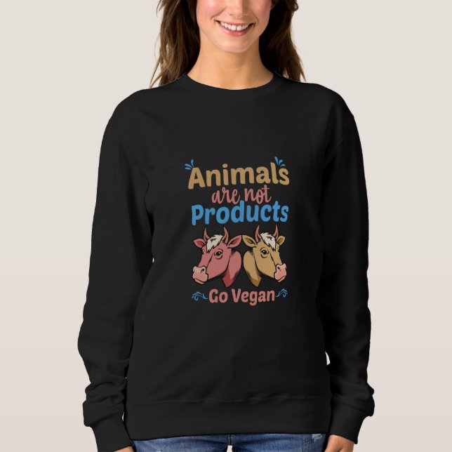 Camiseta Animals Are Not Products Go Vegan (Frente)