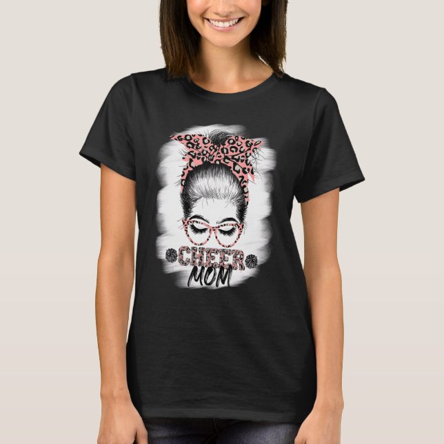Camiseta Anime a mamãe, Messy Bun Girl. Óculos de sol Dia d (Frente)