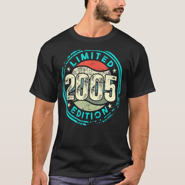 Camiseta Aniversário Com Nascer Em 2005 (Frente)