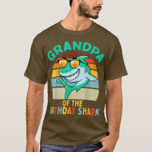 Camiseta Aniversário da Família de Tubarões do Vovô Corresp