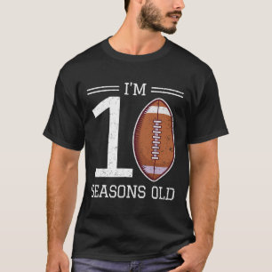 Camiseta Aniversário de 10 anos de menino de futebol americ