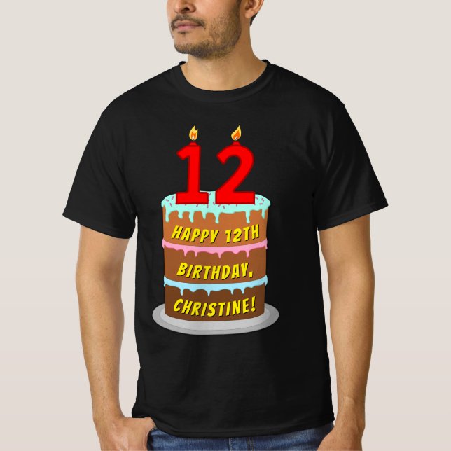Camiseta Aniversário de 12 — Bolo e Velas Divertidas com No (Frente)