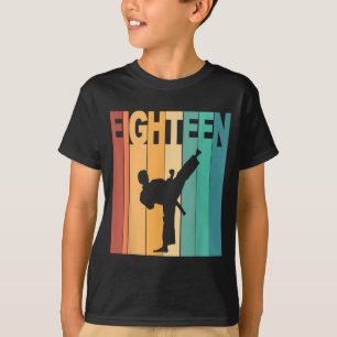 Camiseta Aniversário de 18 anos Tema de Karate Taekwondo 18