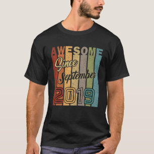Camiseta aniversário de 3 anos Incrível Desde Setembro De 2