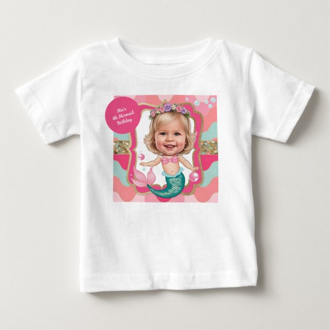 Camiseta Aniversário de 4 anos Caricatura de Sereia Rosa e  (Frente)