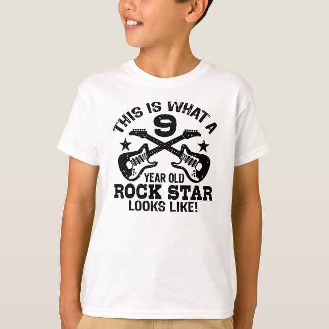Camiseta Aniversário de 9 anos (Frente)