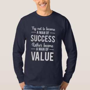 Camiseta Aniversário Deu Um Homem De Sucesso