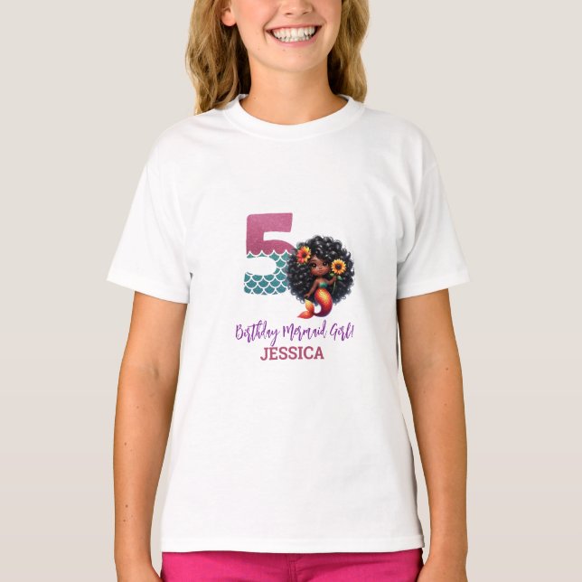 Camiseta Aniversário do 5 de Sereia Afro-Americano (Frente)