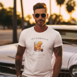 Camiseta Aniversário do Coquetel "Velha Moda"<br><div class="desc">Esta camisa faz um presente perfeito para o convidado de honra. Alegre-se a mais um ano e esperamos que seja mais sábio. Um aniversário é só uma vez por ano. Faça-o brilhar, faça-o grandioso, e faça-o eterno com um tema antigo de coquetel. Saia de um espalhamento de velhas lojas de...</div>