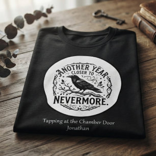Camiseta Aniversário do Corvo Silhueta Preta Nevermore