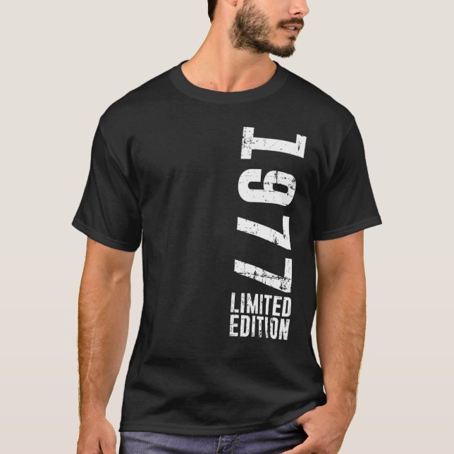 Camiseta Aniversário E Vintage 1977 (Frente)