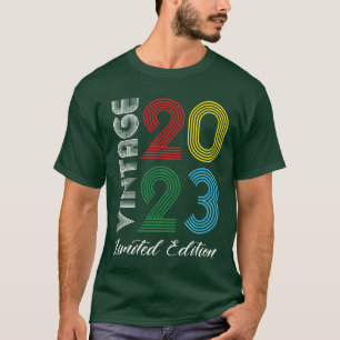 Camiseta Aniversário Vintage 2023 Menina Retro Vintage
