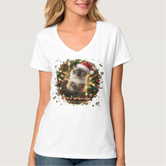 Camiseta Ano Novo Felino 2026 – Gato Siameso Fofo no Cristo