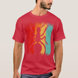 Camiseta Ant Mantendo Formigas Vintage