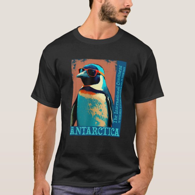 Camiseta Antarctica Funny Penguin Apparel and Decor Cute Co (Frente)
