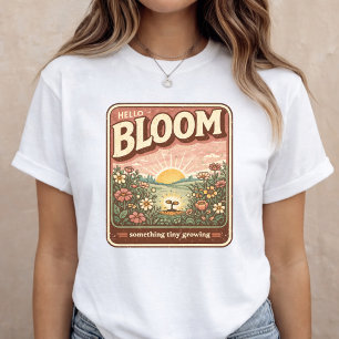 Camiseta Anúncio de Gravidez Floral Revelação de Bebê de Ve