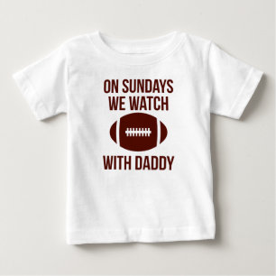 Camiseta Aos Domingos Assistimos Ao Futebol Com Pai