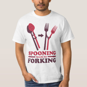 Camiseta Apagar leva a Forking Love Romance
