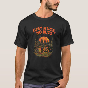 Camiseta Apenas Abraços Sem Bugs Camping Casais Acampante V